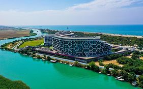 Bosphorus Sorgun Hotel